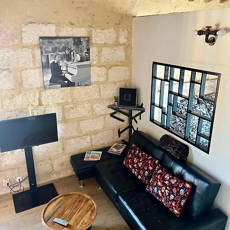 Lou Mireio Apartment Aigues-Mortes Bagian luar foto